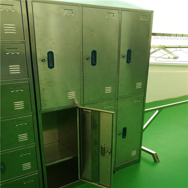 Heavy Duty Stainless Steel Changing Locker with Ventilation Design